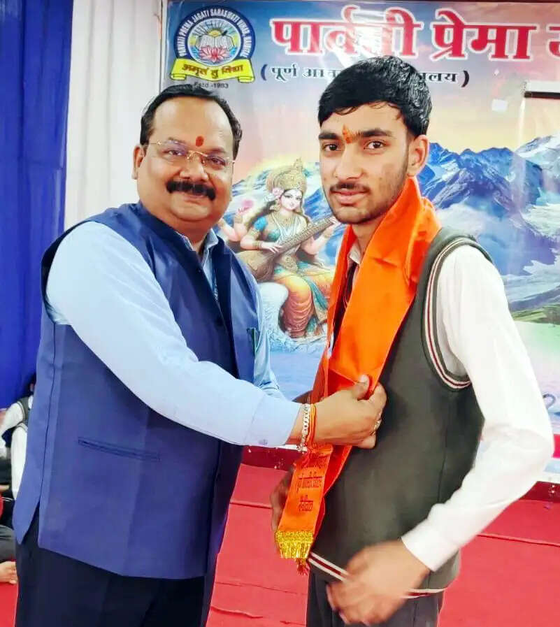 नैनीताल के छात्र शिवा को मिला इंस्पायर मानक पुरस्कार