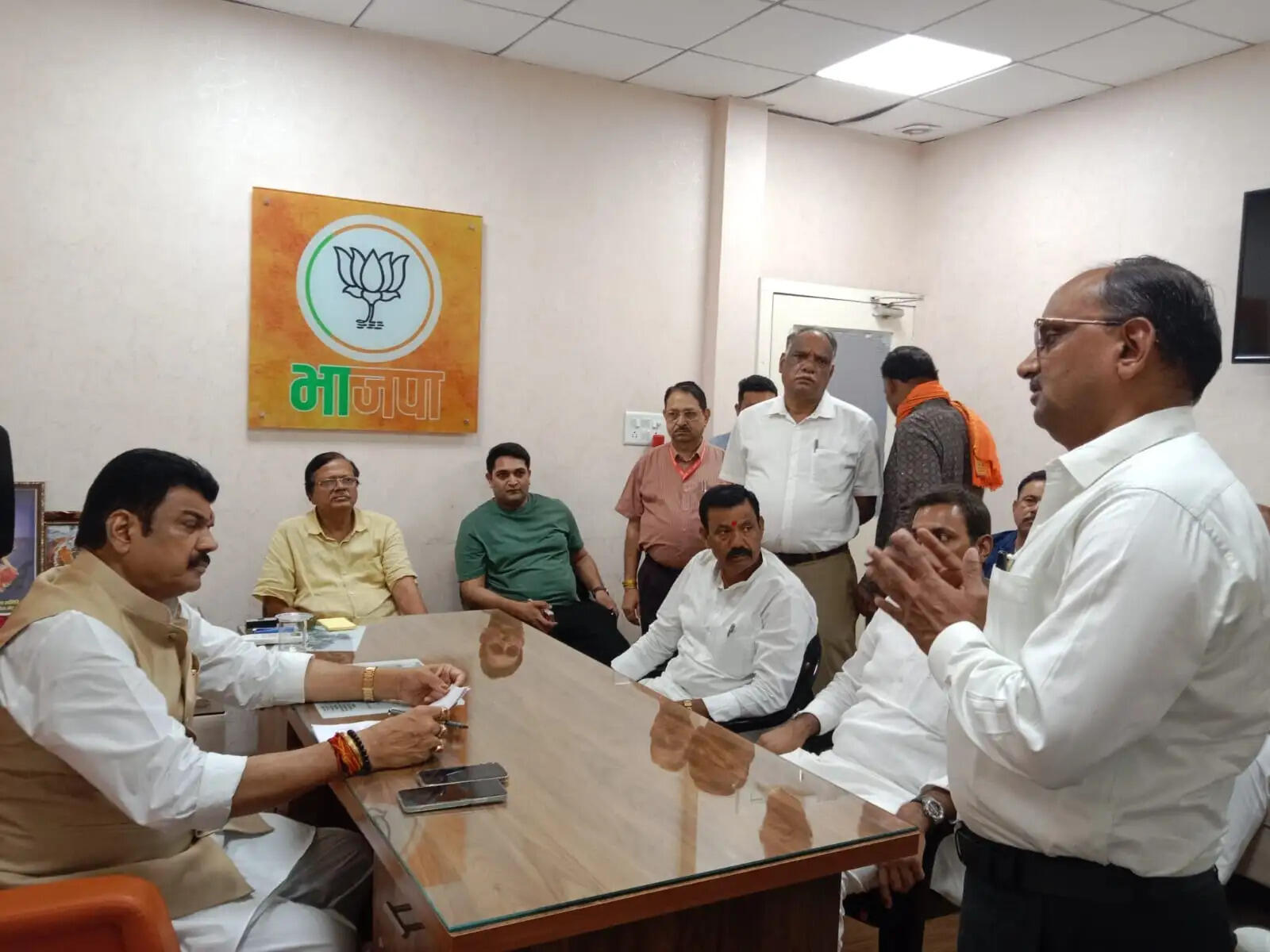 भाजपा प्रदेश कार्यालय में&nbsp;मंत्री गोविंद सिंह राजपूत ने सुनीं कार्यकर्ताओं की जनसमस्याएं,&nbsp;त्वरित निराकरण के दिए निर्देश