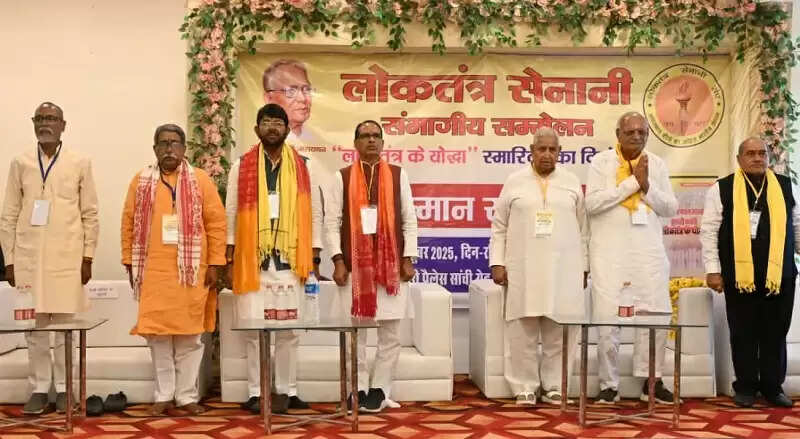 खेती का पैटर्न बदलकर लाभ में परिवर्तित करने के लिए अच्छे खाद-बीज के साथ उन्नत तकनीकी जरूरीः शिवराज सिंह