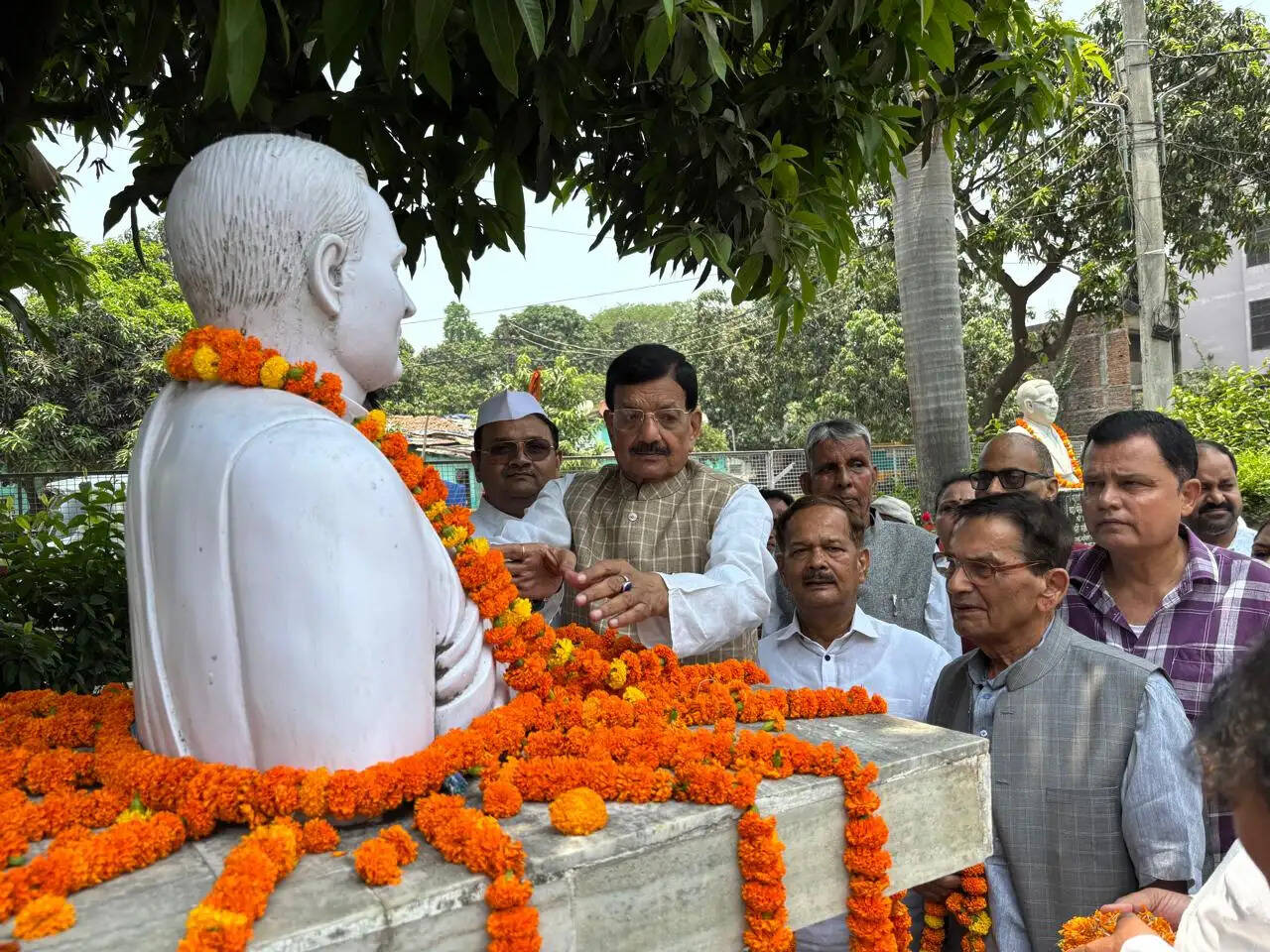 राजीव गांधी की पुण्यतिथि और सदानंद सिंह की जयंती मनाई गई