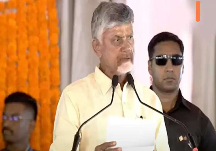 चक्रवात 'मोंथा' से आंध्र प्रदेश को 5,265 करोड़ का नुकसान: मुख्यमंत्री