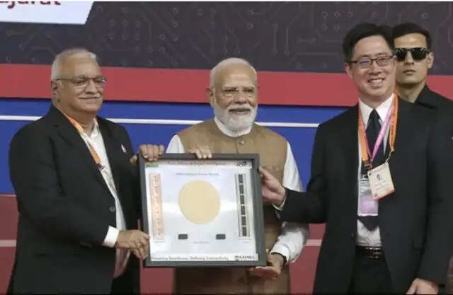 साणंद में केयन्स सेमीकॉन प्लांट का उद्घाटन, ‘मेक इन इंडिया’ को मिली नई ताकत : मोदी