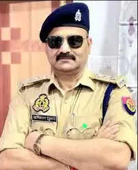 आय से अधिक संपत्ति के आरोप में अखिलेश दुबे के करीबी सीओ ऋषिकांत शुक्ला निलंबित