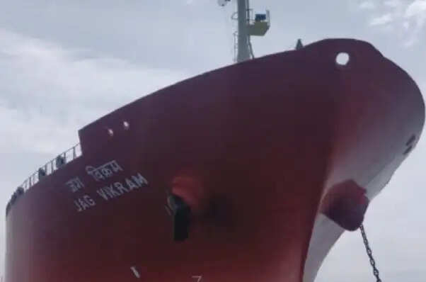 होर्मुज की अमेरिकी नाकेबंदी के बीच भारत को बड़ी राहत, एलपीजी टैंकर जग विक्रम कांडला पहुंचा