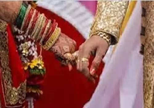 सामूहिक विवाह में एक दूजे के हुए 187 जोड़े, हर जोड़े को 85 हजार रुपये की सहायता