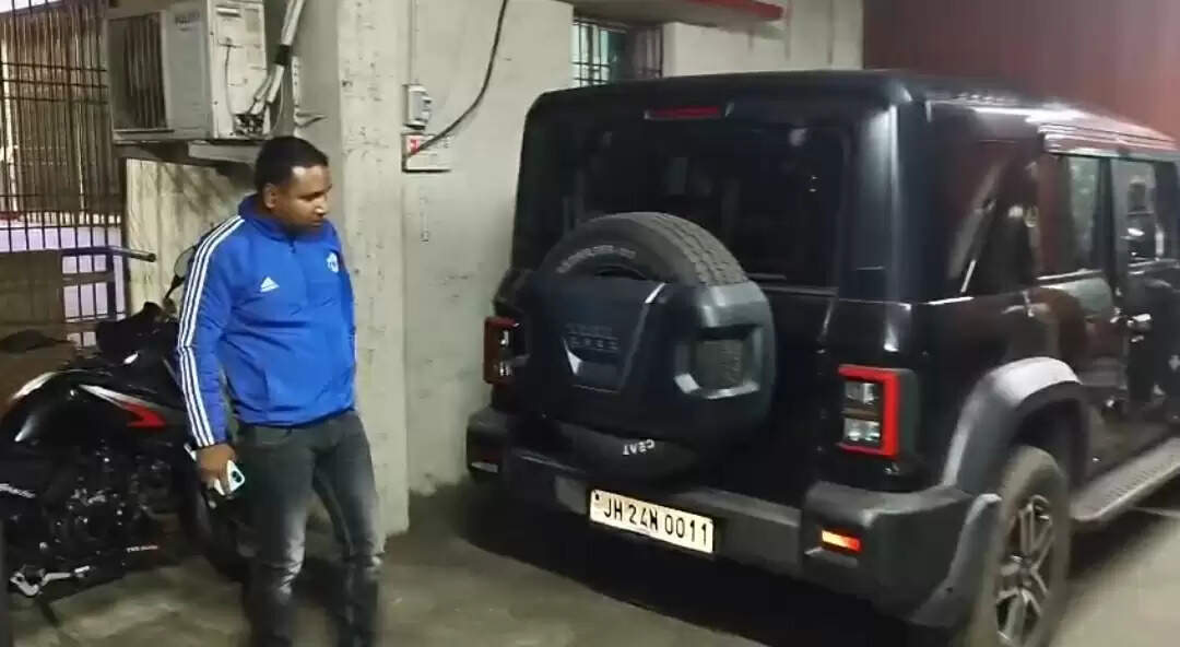 कोयला और बालू व्यवसायी के घर पर हुई गोलीबारी, राहुल दुबे के गैंग ने मांगी रंगदारी