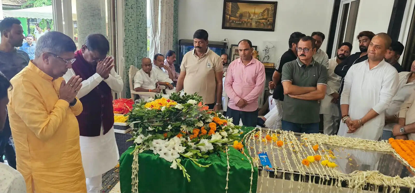 भाजपा प्रदेश अध्यक्ष आदित्य साहू ने रूपी सोरेन के निधन पर अर्पित की श्रद्धांजलि