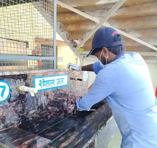 मुरादाबाद रेल मंडल में यात्रियों को स्वच्छ एवं गुणवत्तापूर्ण पेयजल उपलब्ध कराने के लिए व्यापक अभियान