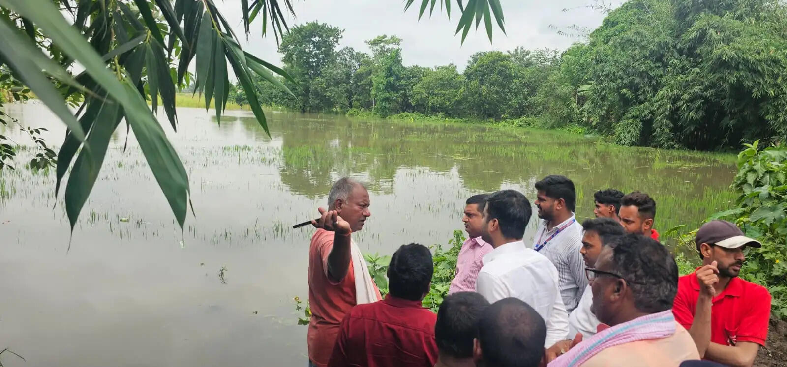 पश्चिम चंपारण में  बढ़ते जलस्तर पर प्रशासन अलर्ट