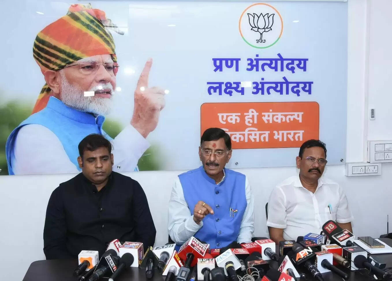 ब्यूरोक्रेट्स साथ दे तो रांची को एक साल में एक नंबर शहर बनाएंगे : संजय सेठ