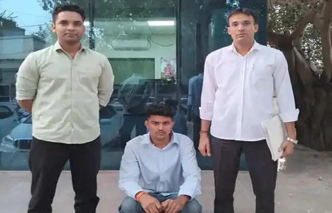 नारनाैल: घर बैठे कमाई का झांसा देकर 7.15 लाख ठगे, आरोपी गिरफ्तार