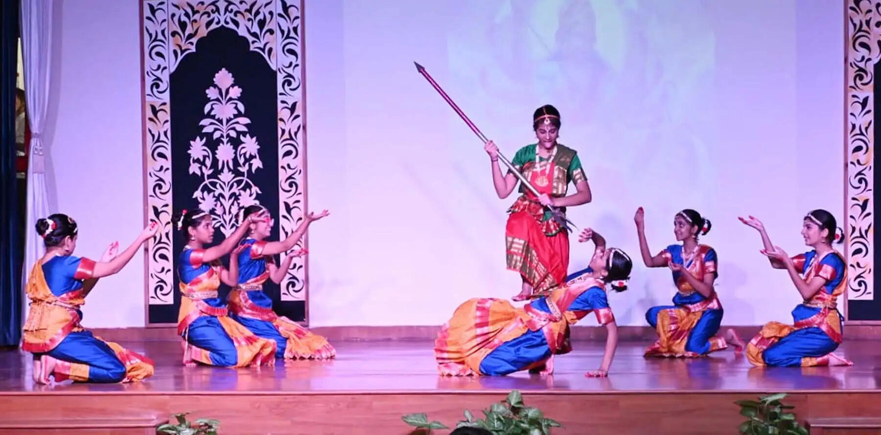 गुरुग्राम: संस्कृत दिवस पर स्कूली बच्चों ने गीत, मंत्र, नाटक से बढ़ाया संस्कृत का गौरव