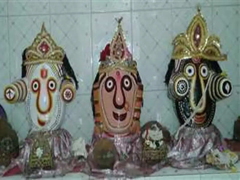 कोरबा : महास्नान के बाद 'अस्वस्थ' महाप्रभु जगन्नाथ को लगाया जा रहा आमरस और जामुन के काढ़े का भोग