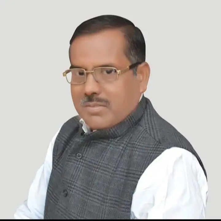 सपा यमुनापार जिलाध्यक्ष पप्पू लाल निषाद का निधन, अखिलेश यादव सहित वरिष्ठ नेताओं ने जताया शोक