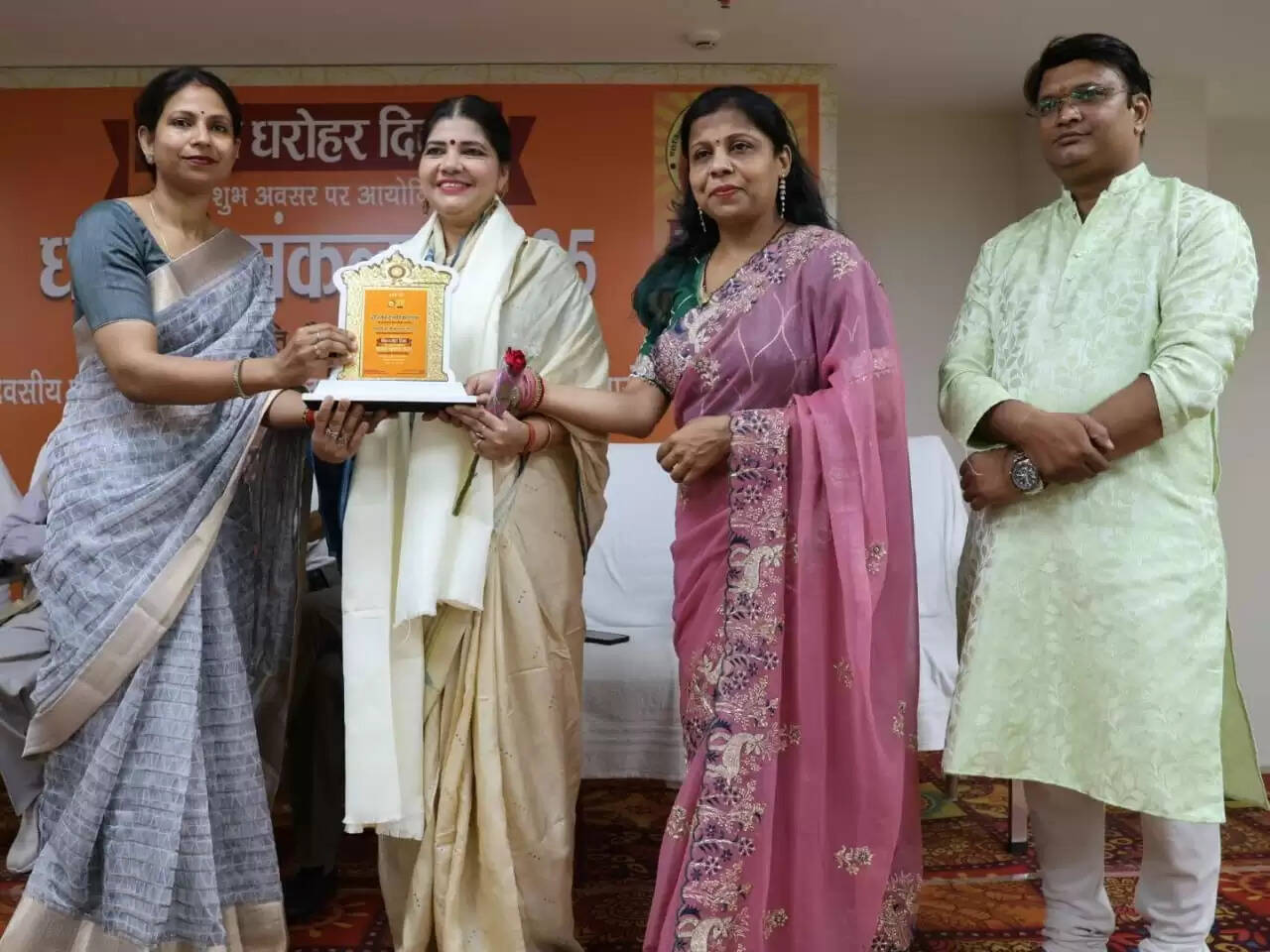 धरोहरों की रक्षा का संदेश दे गया धरोहर संकल्प