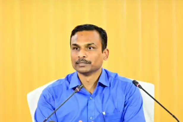 एसआईआर के लिए उत्तराखंड में हुई 167 नए एईआरओ की तैनाती