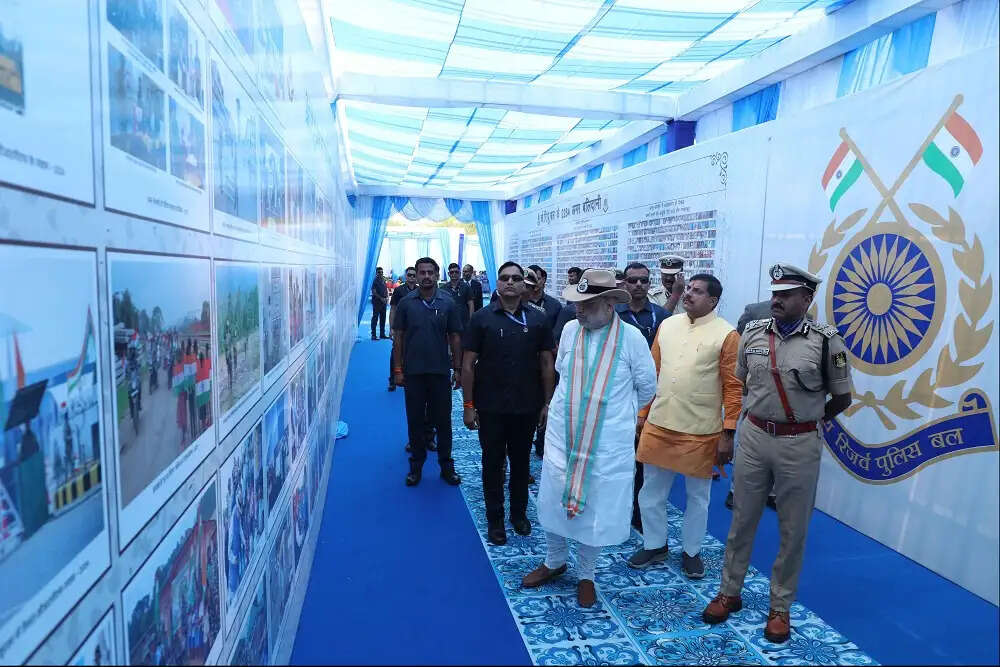 (अपडेट) देश से 2026 तक हमेशा के लिए समाप्‍त हो जाएगा नक्‍सलवाद : शाह