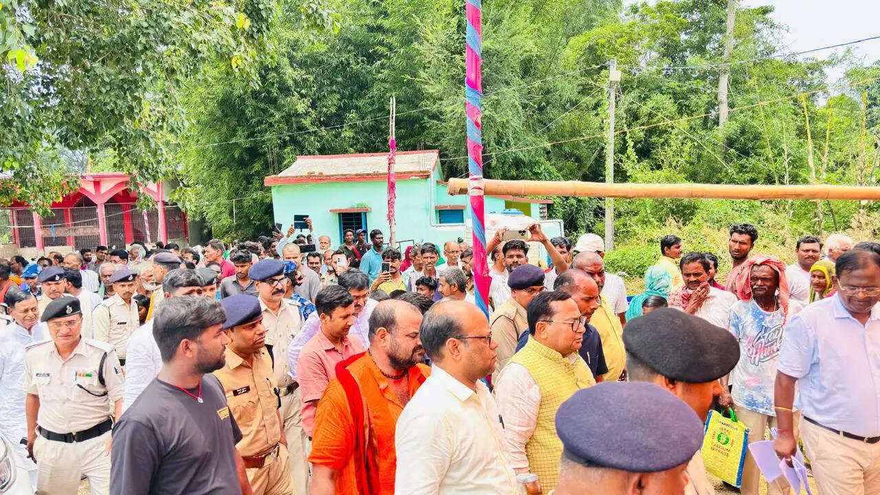छातापुर में सहयोग शिविर आयोजित,सरकारी योजनाओं का लाभ अंतिम व्यक्ति तक पहुंचना सरकार की प्राथमिकता: प्रभारी मंत्री