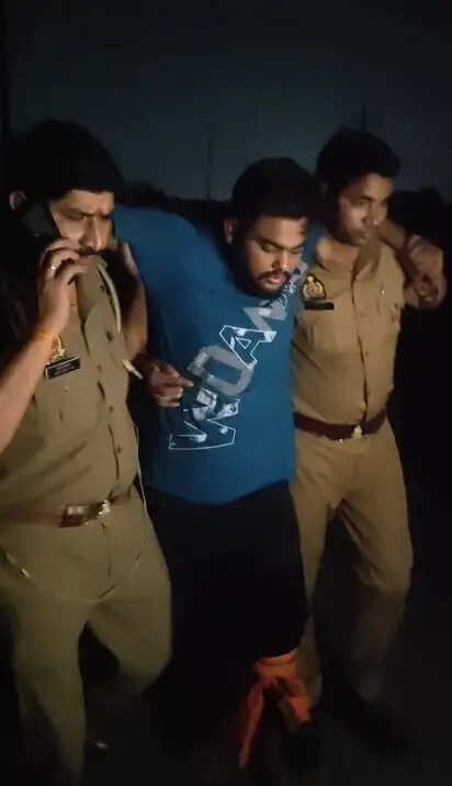 पुलिस एवं एसओजी टीम से मुठभेड़ में लुटेरे बदमाश को लगी गोली, गिरफ्तार