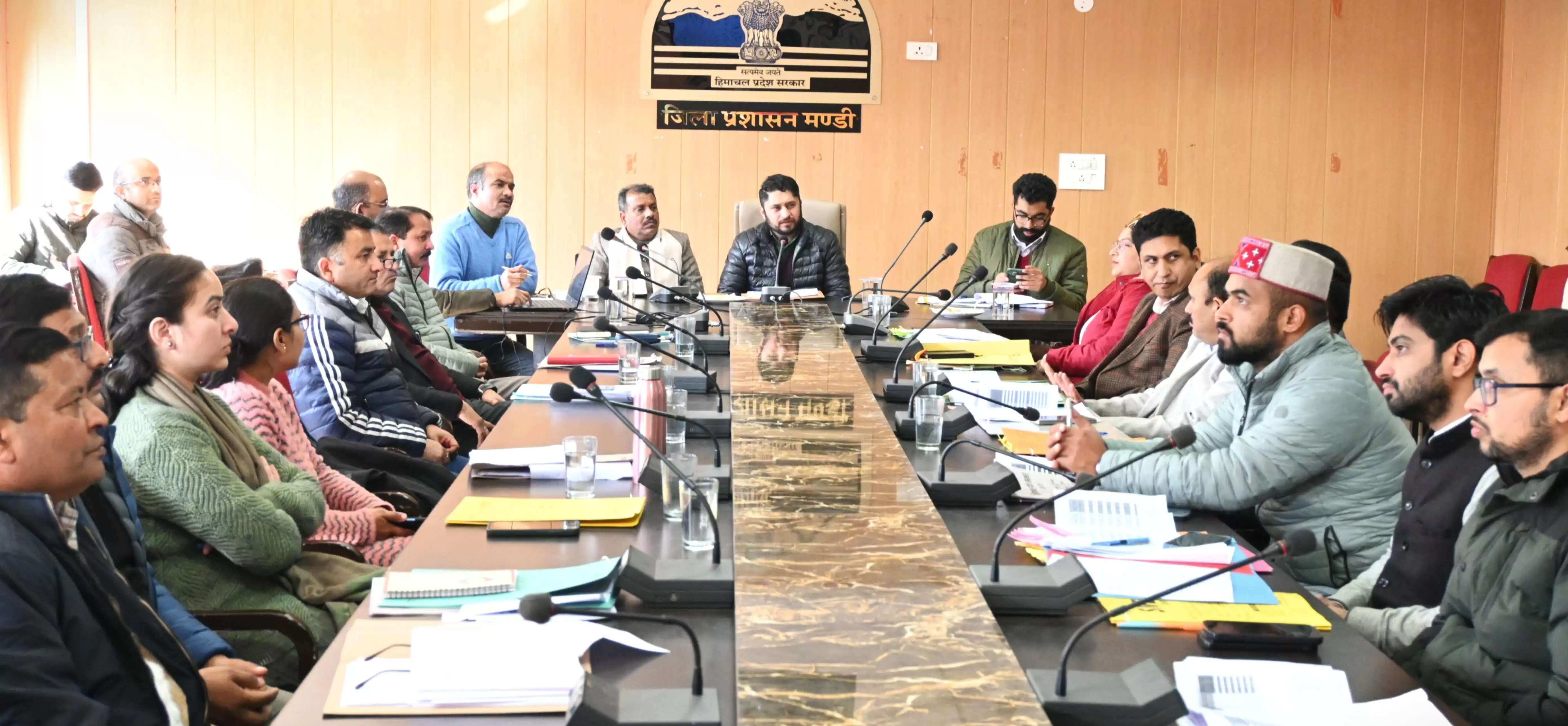 रणनीति बनाकर राजस्व मामलों के निपटारे में लाई जा रही तेजी : अपूर्व देवगन