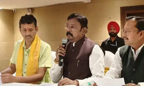 प्रयागराज : पंडित धीरेंद्र कृष्ण शास्त्री की विशाल हनुमंत कथा 21 अप्रैल से होगी शुरू