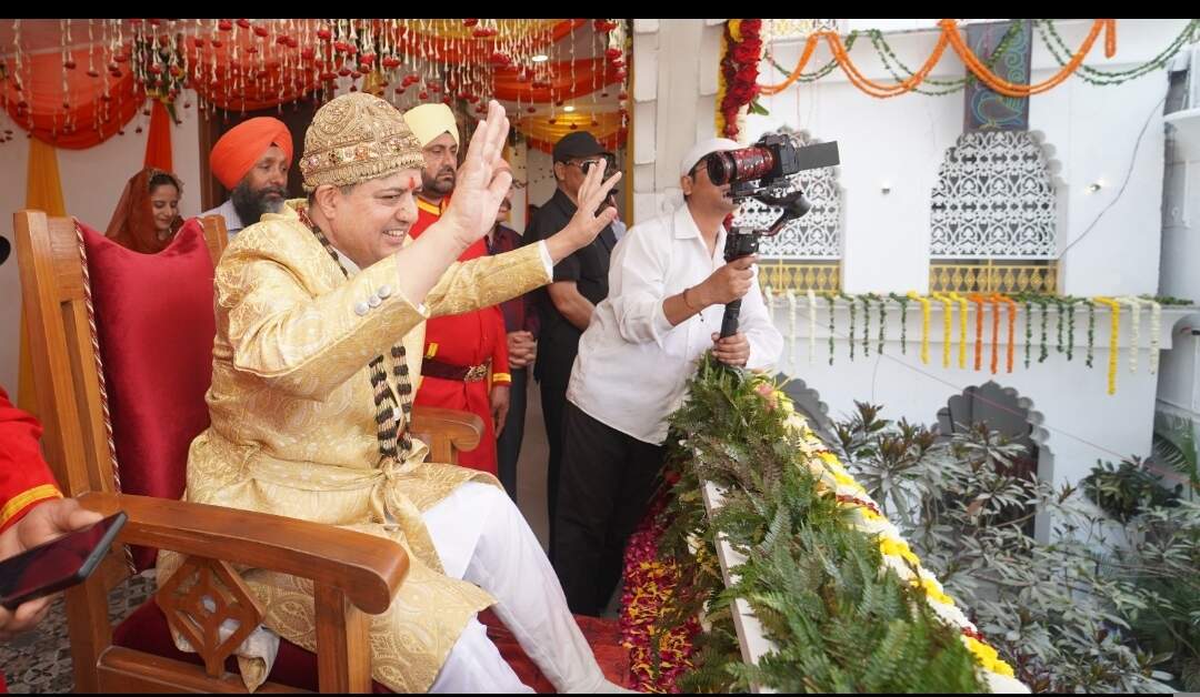 (अपडेट) दरबार साहिब में आस्था का सैलाब, देश-विदेश से पहुंचे श्रद्धालुओं ने लिया आशीर्वाद