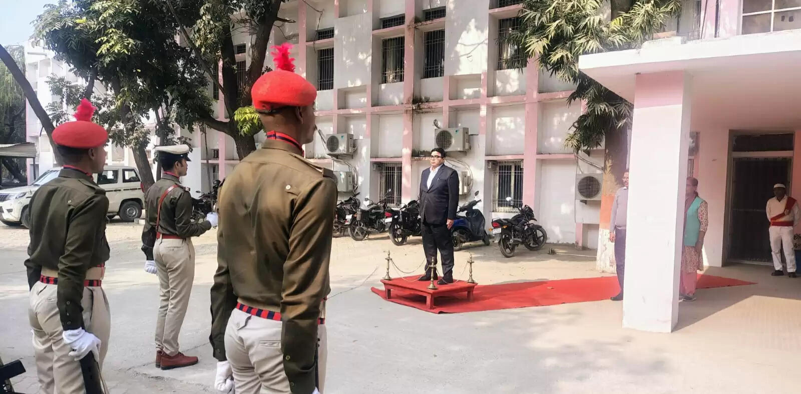 सारण के प्रमंडलीय आयुक्त हिमांशु कुमार राय ने संभाला कार्यभार