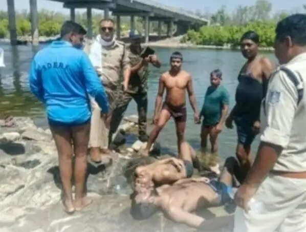 ओरछा : जामनी नदी में डूबे झांसी के दो किशोर, माैत