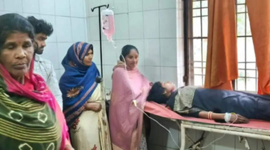 सीतापुर में आकाशीय बिजली गिरने से महिला की मौत, एक झुलसी