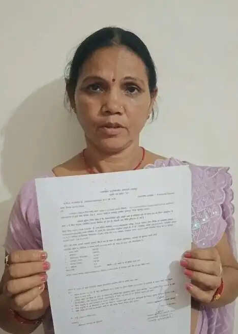 सेवा सेतु पोर्टल से घर बैठे हुआ भूमि डायवर्सन, सुशीला को मिली राहत