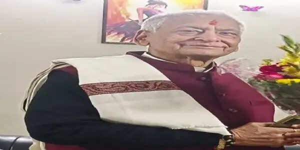 नहीं रहे गरीबों के मसीहा डॉक्टर शत्रुघन ,श्रद्धांजलि को लगा तांता