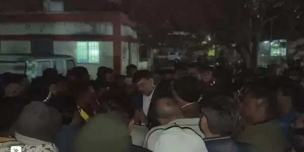 कोरबा : एसईसीएल दीपका खदान में हैवी ब्लास्टिंग से बड़ा हादसा, उछले पत्थर की चपेट में आने से ग्रामीण की मौत