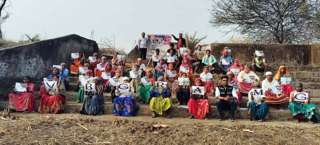 जांजगीर चांपा: गांव-गांव में किया जा रहा वीबी जी रामजी योजना का प्रचार-प्रसार