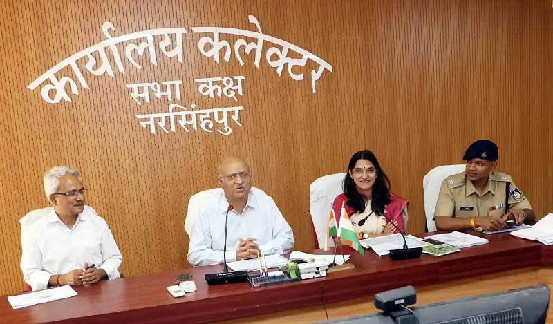 सड़क दुर्घटनाओं को रोकना जरूरी, ताकि लोगों का जीवन बचाया जा सके: पूर्व न्यायाधीश सप्रे