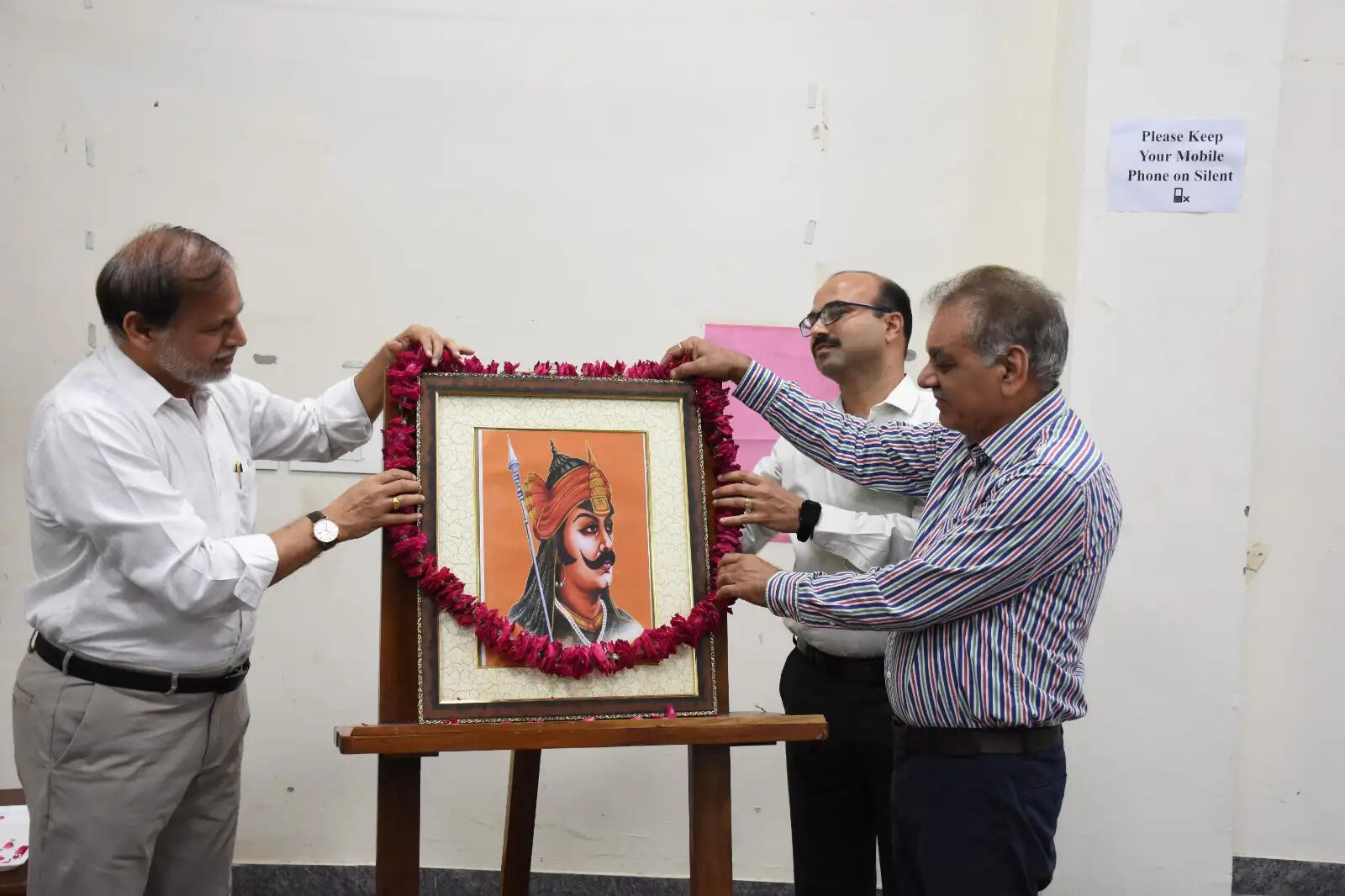 स्वाभिमान, साहस और राष्ट्रभक्ति के अमर प्रतीक महाराणा प्रताप को केंद्रीय विश्वविद्यालय में श्रद्धांजलि