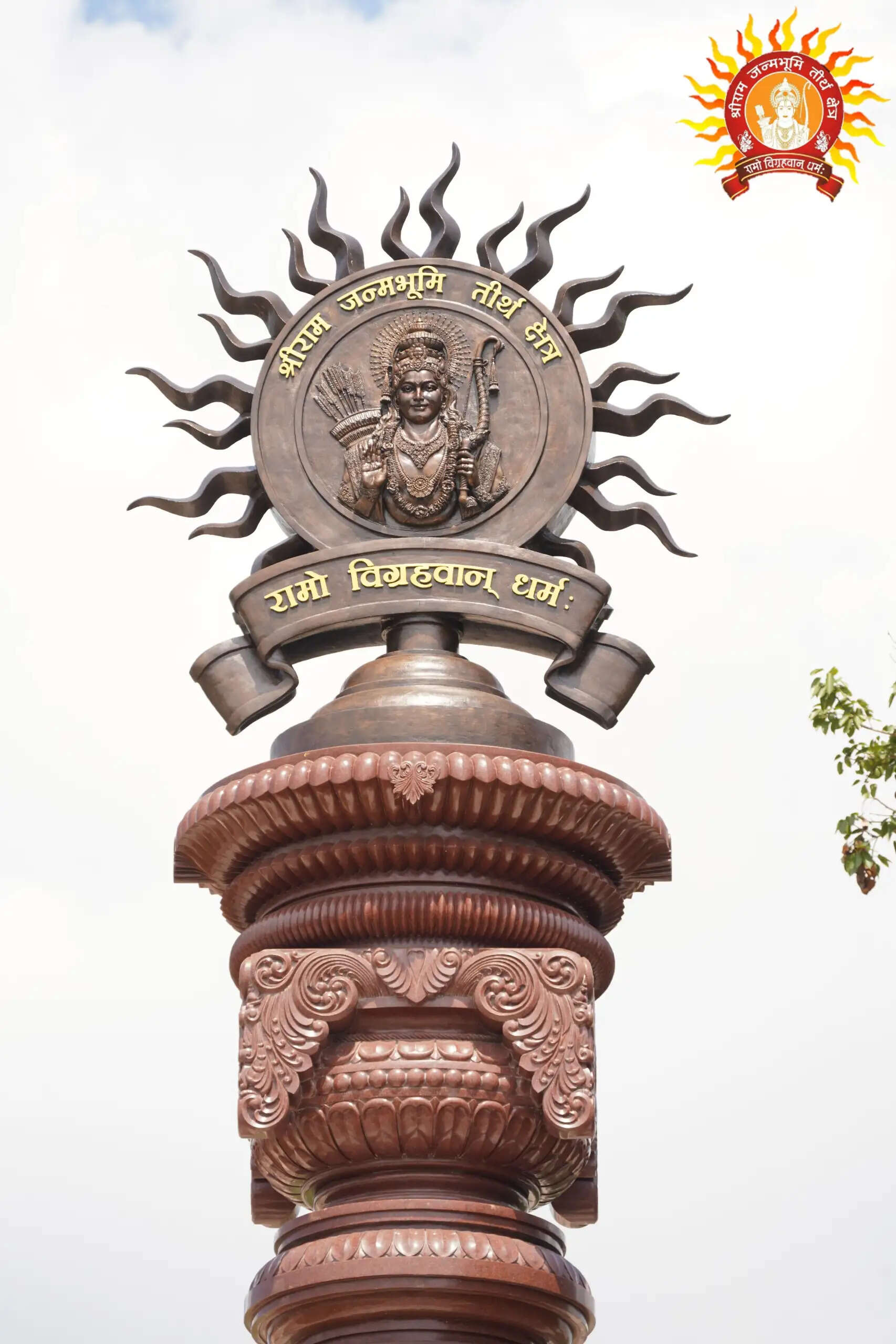 अयोध्या : राम मंदिर में स्मारक स्तम्भ तैयार