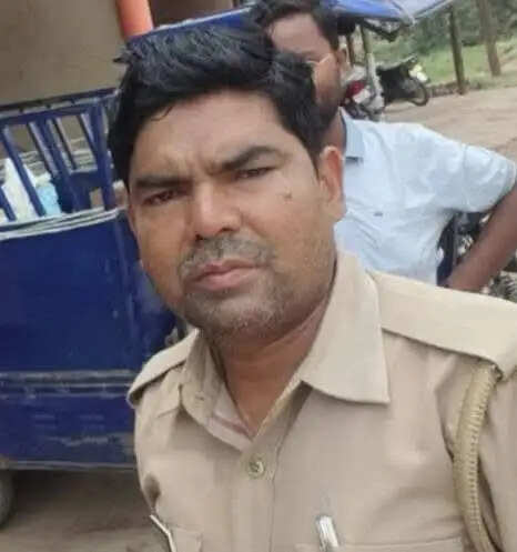 हेड कांस्टेबल की सड़क हादसे में मौत
