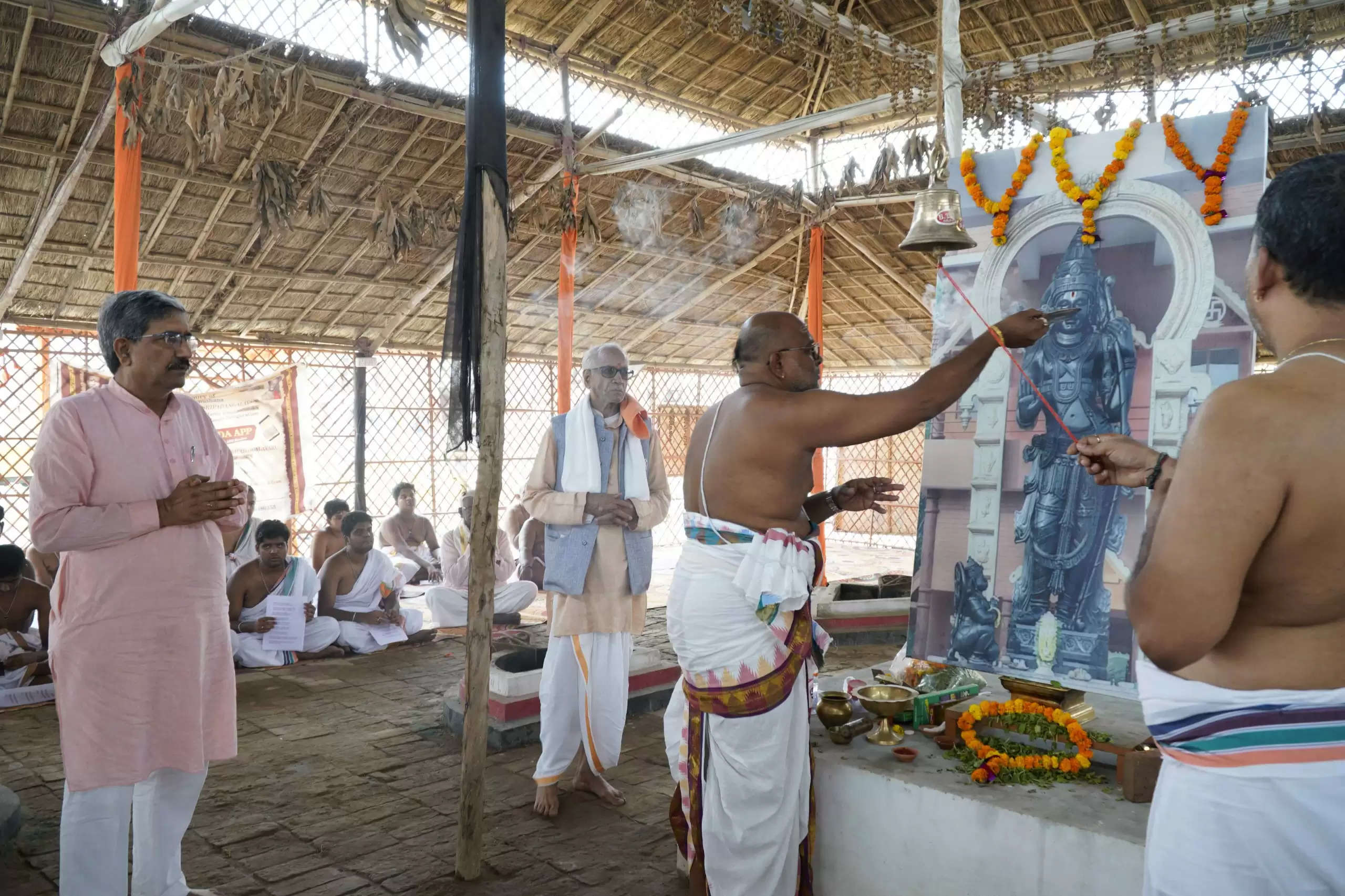 श्री राम जन्मभूमि में प्रांगण में हुआ 'जय प्रसन्न हनुमान' का वाचन