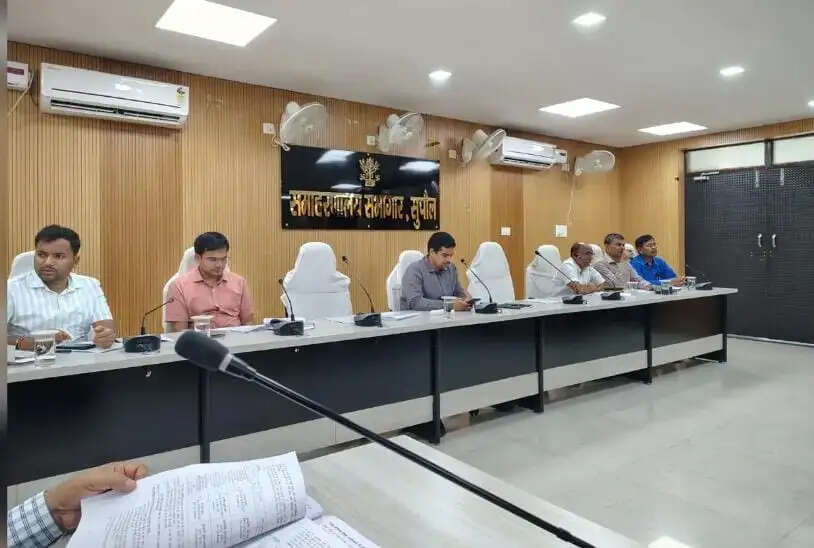 अवर निरीक्षक मद्य निषेध परीक्षा की तैयारी पूरी, कदाचार पर होगी सख्त कार्रवाई : डीएम