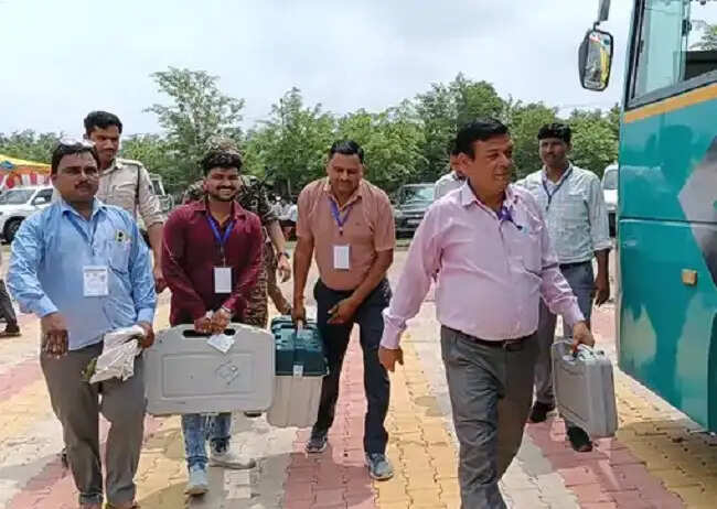 मप्र: दतिया विस उपचुनाव के लिए सभी तैयारियां पूरी, 291 मतदान केंद्रों पर गुरुवार को मतदान