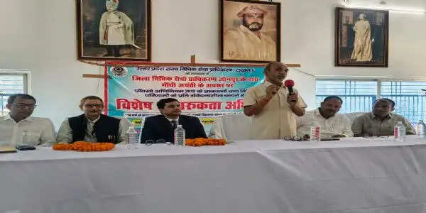 पाॅक्सो अधिनियम की जानकारी देकर विद्यार्थियों को किया जागरूक