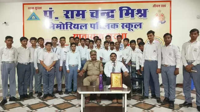 बीमारी से ज्यादा वर्ष भर में सड़क दुघर्टना में हो रही मौत : पवन पांडेय