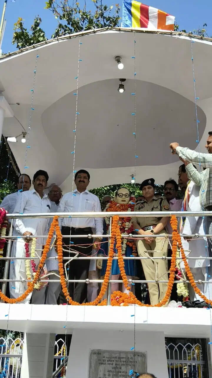 जयंती पर याद किये गए बाबा साहेब भीमराव अंबेडकर