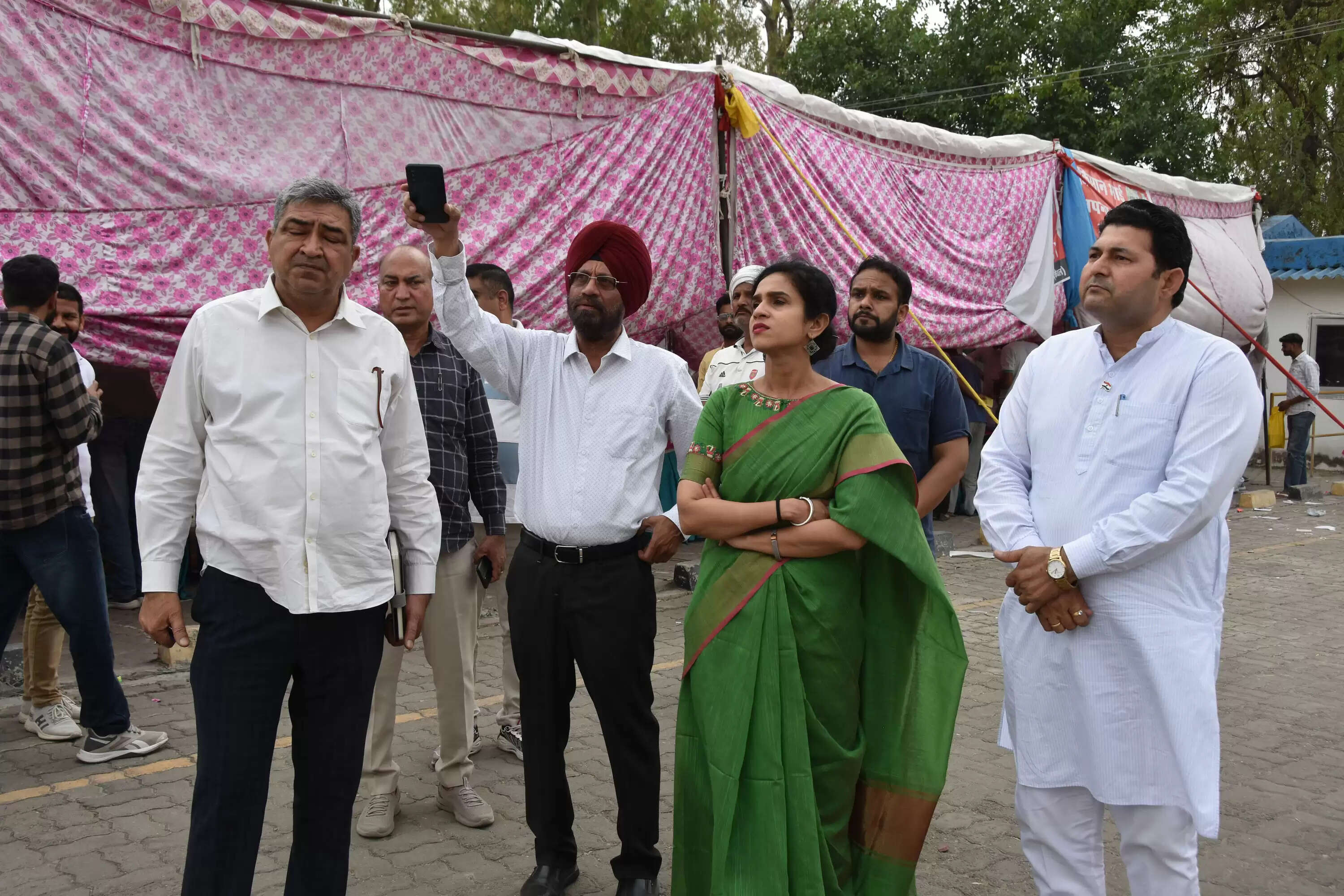 कैथल: डीसी ने साइलो का किया निरीक्षण, गेहूं खरीद व उठान में तेजी लाने के निर्देश