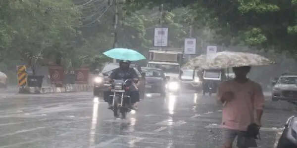 मध्य प्रदेश के ऊपर चक्रवाती सिस्टम, आज से 4 दिन बारिश के आसार, जबलपुर-रीवा-शहडोल में बरसेगा पानी