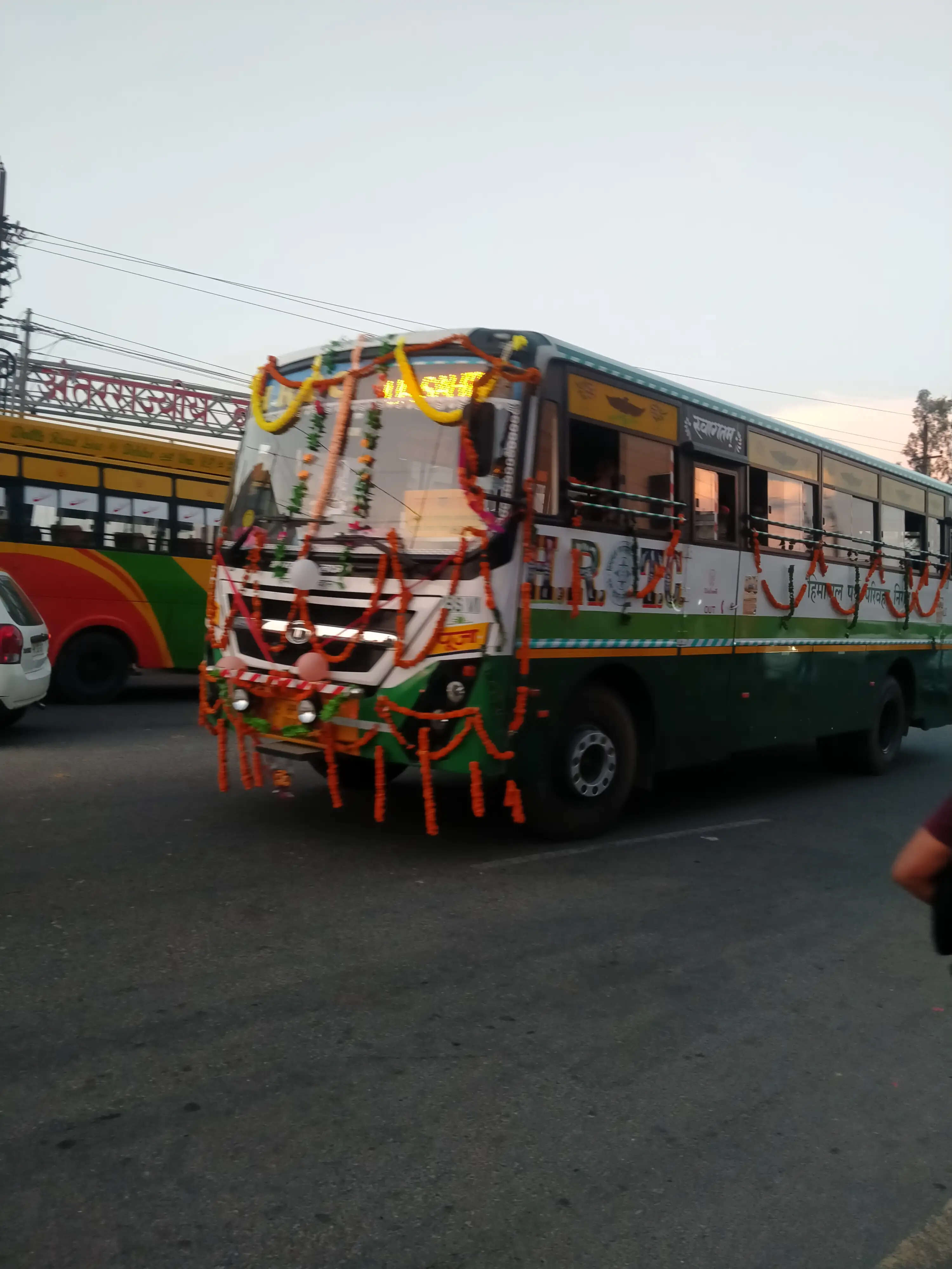 देवभूमि से खाटू श्याम के लिए बस सेवा शुरू