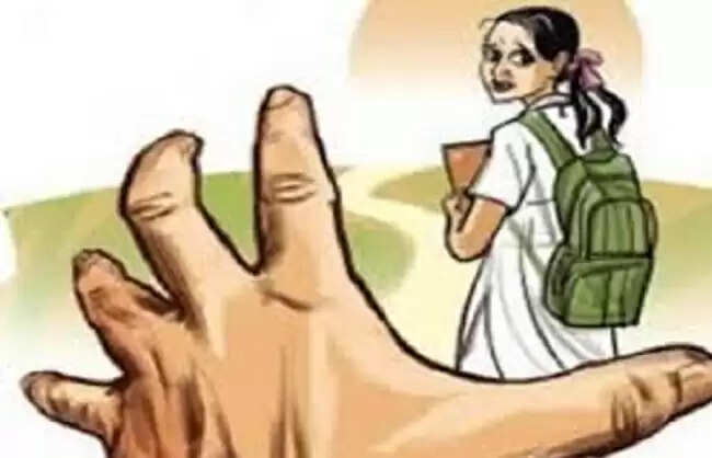 चमोली में छेड़छाड़ के आरोपित अतिथि शिक्षक की सेवाएं समाप्त, मुकदमा दर्ज