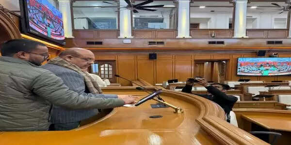 शीतकालीन सत्र का मुख्य उद्देश्य सदन की गरिमा बनाए रखते हुए कार्यवाही का सुचारु संचालन सुनिश्चित करना है : विजेंद्र गुप्ता