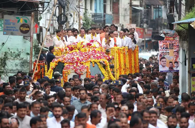 (अपडेट) मप्रः पंचतत्व में विलीन हुए मुख्यमंत्री डॉ. यादव के पिताजी पूनमचंद यादव, नेताओं ने व्यक्त किया शोक