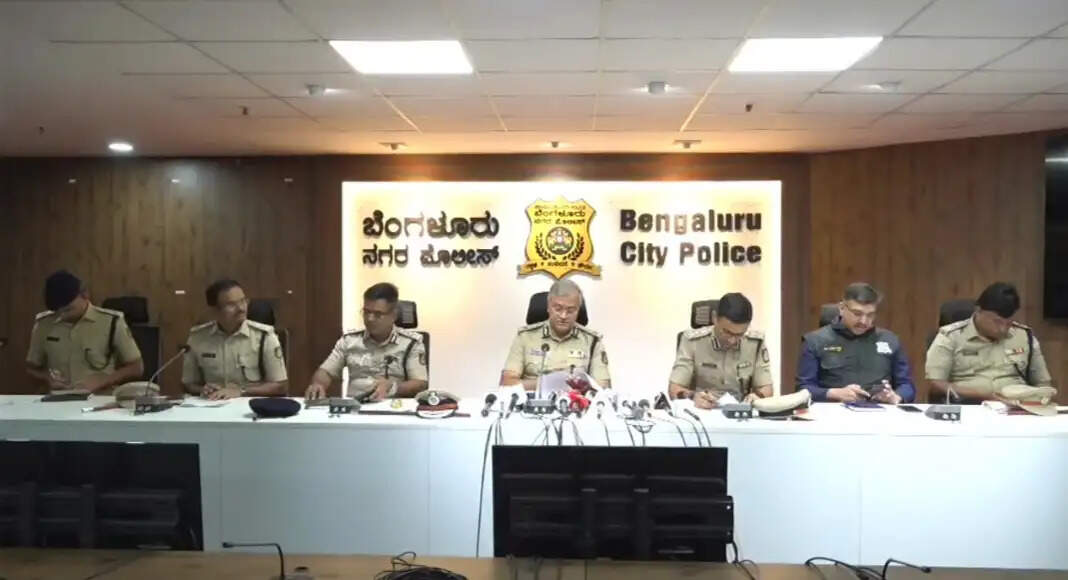 बेंगलुरु में 8,335 एलएसडी स्ट्रिप्स समेत 10 करोड़ की ड्रग्स जब्त, केरल के दो तस्कर गिरफ्तार